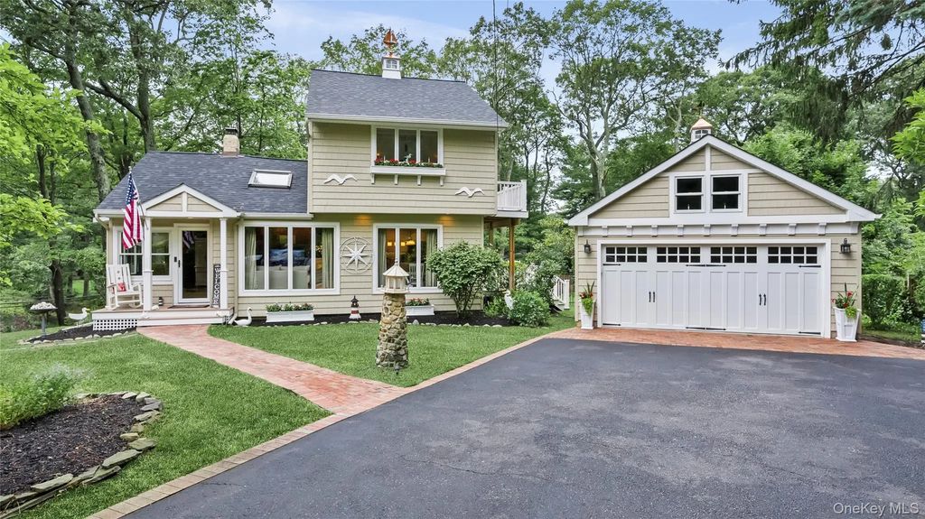 3 Ridge Road, Northport
