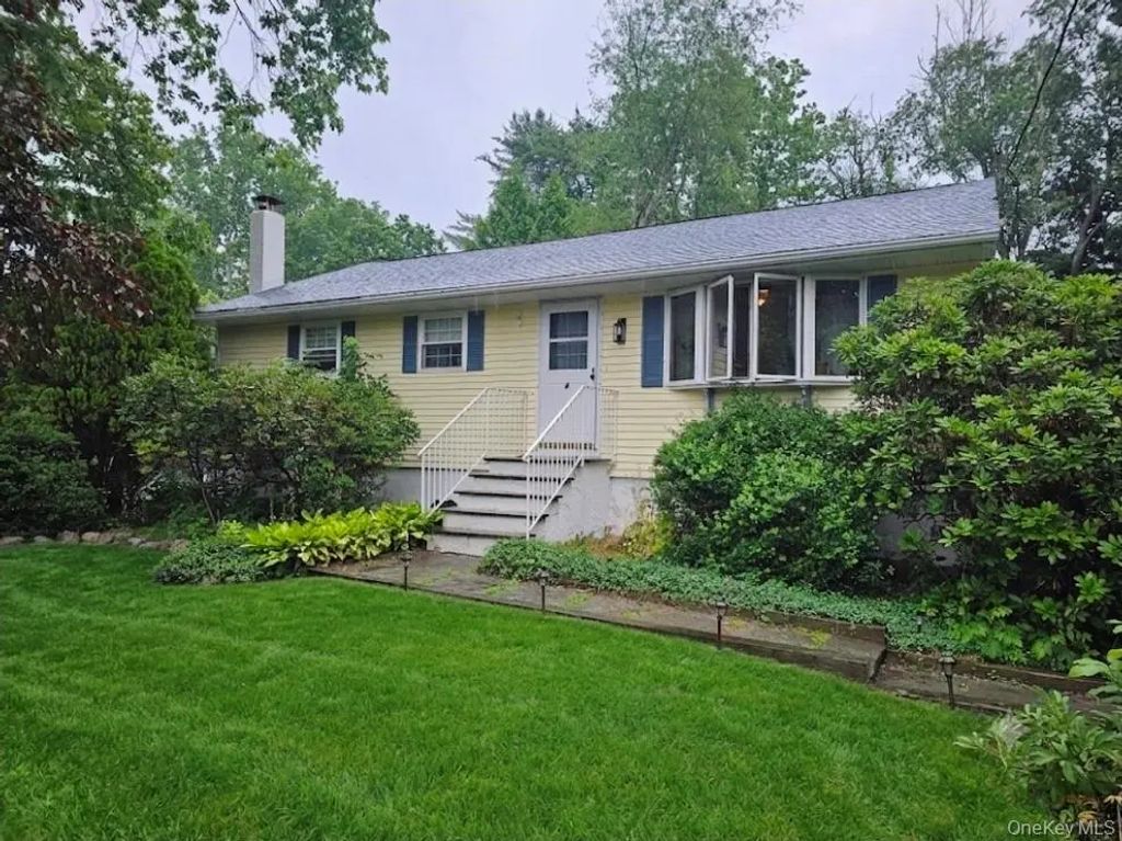 4 Pinegrove Drive, Wurtsboro