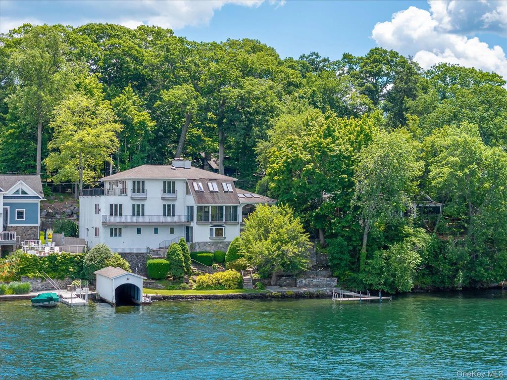 41 Tamarack Road, Mahopac