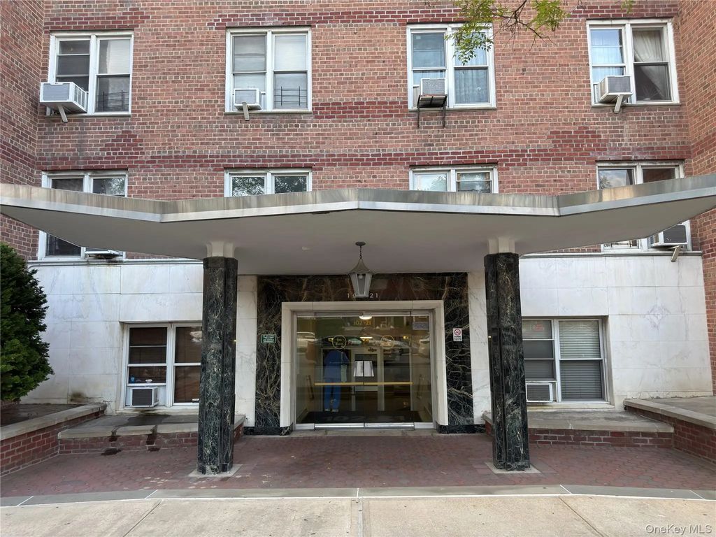 10221 63rd Road # A67, Forest Hills