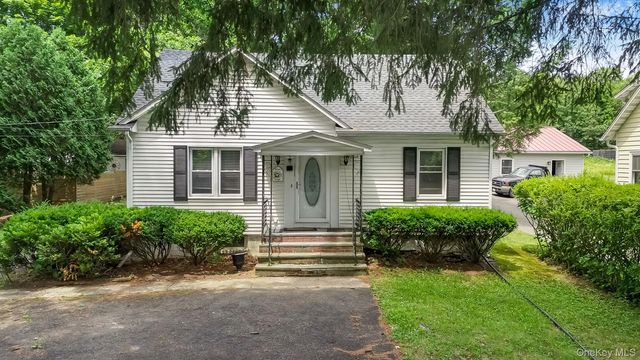 19 N Ohioville Road, New Paltz