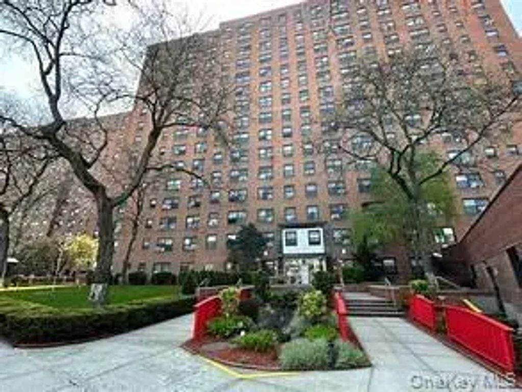 99-40 63rd Road # 5r, Rego Park