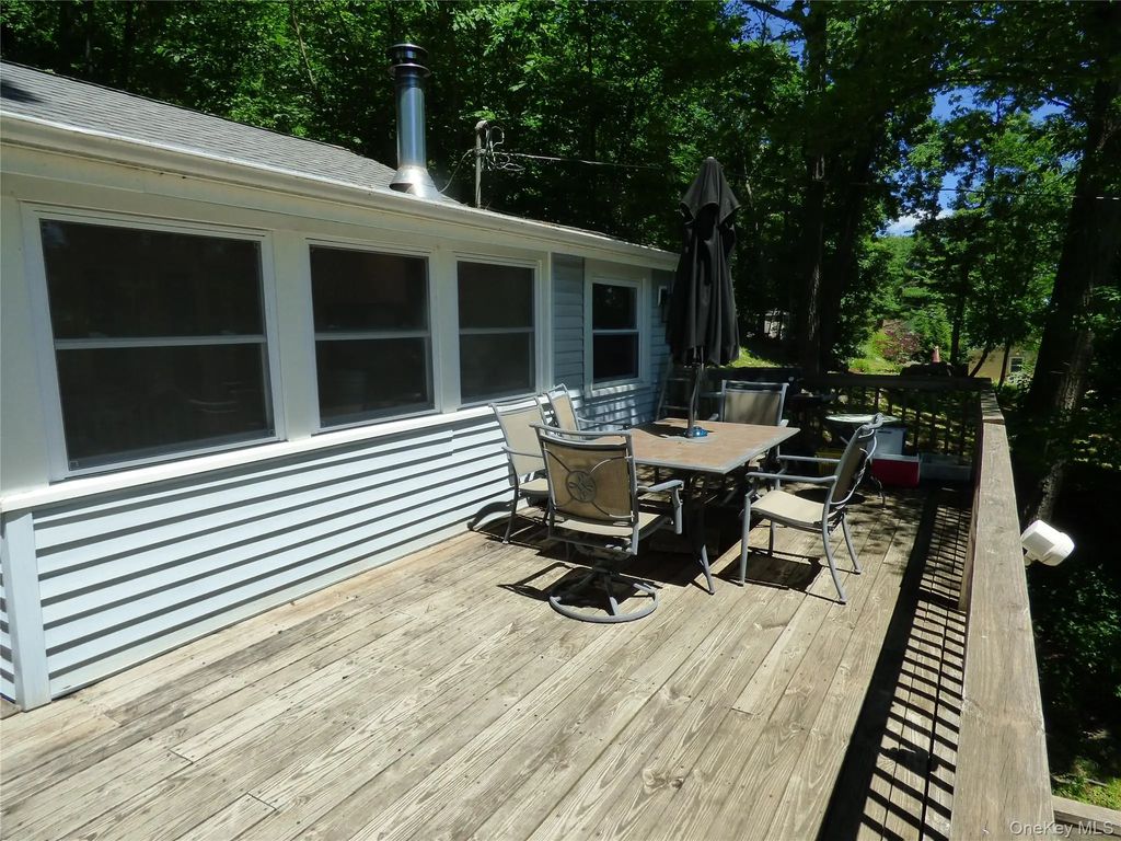 156 Brook Trail, Greenwood Lake