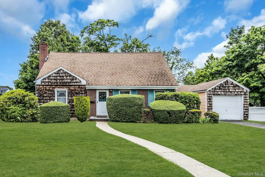 2 Cliff Road, Merrick