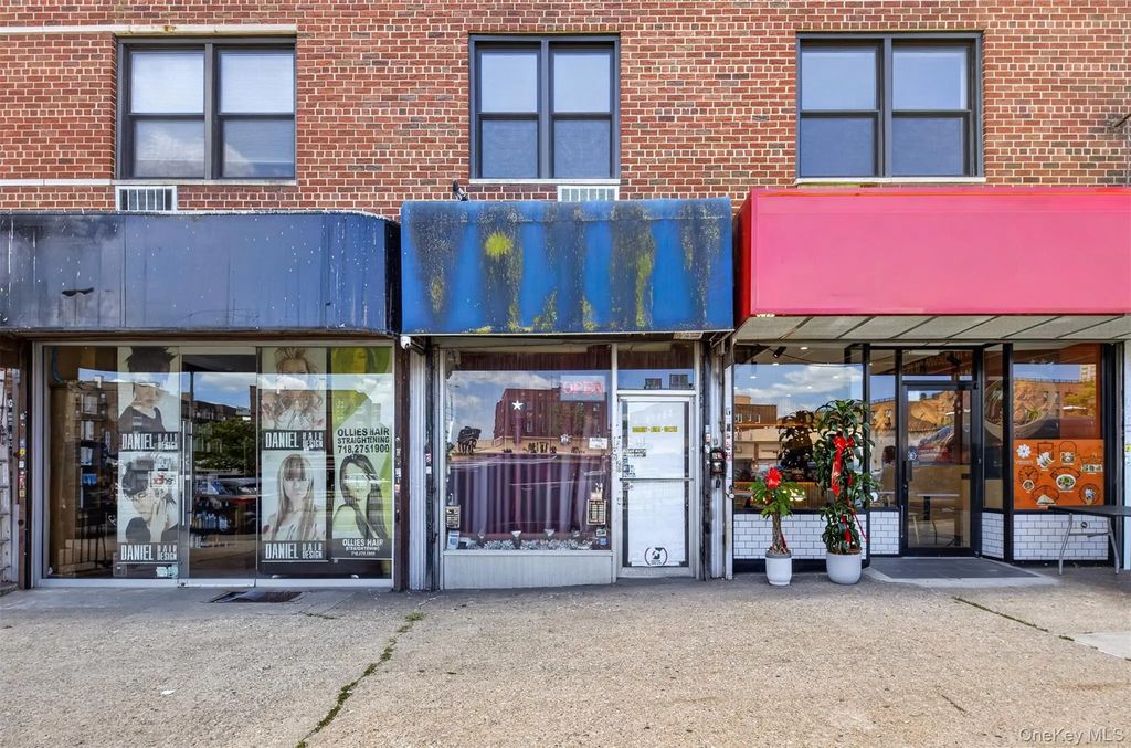 10230 Queens Boulevard # 1002, Forest Hills