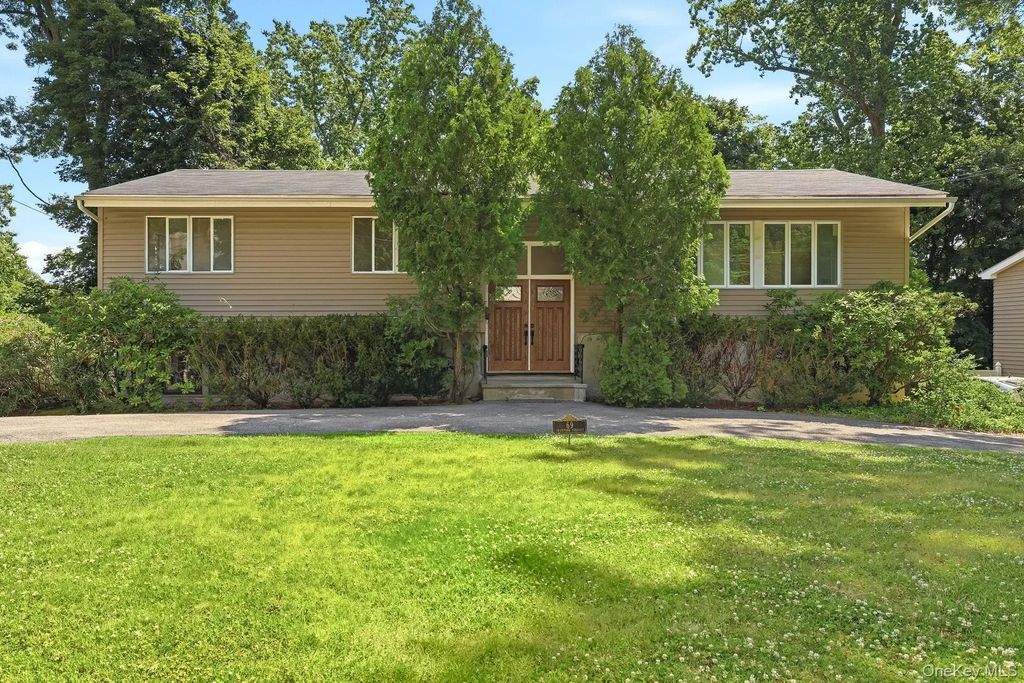 69 Crawford Terrace, New Rochelle