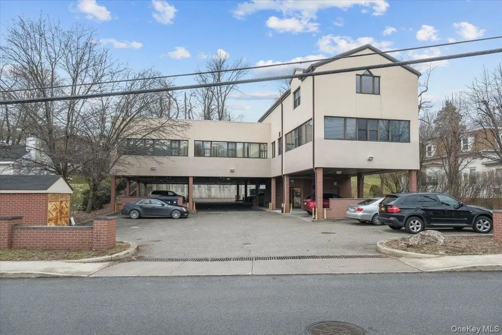 8 Revolutionary Road # Executive Suite 204, Ossining