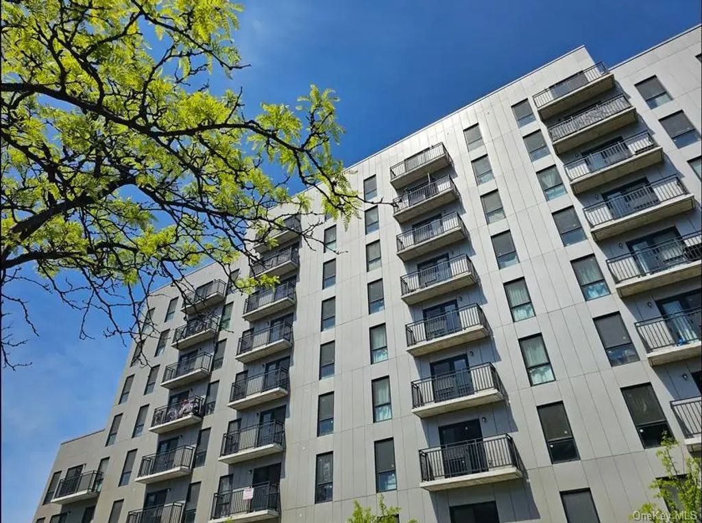 70-25 Queens Boulevard # 7h, Woodside