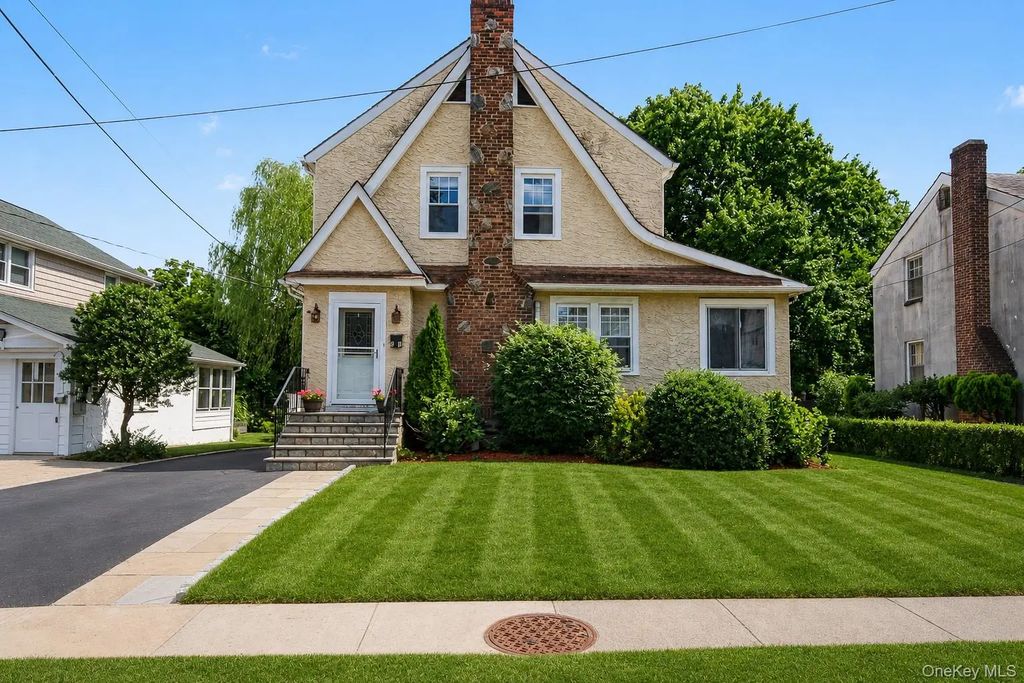 31 Brookdale Avenue, White Plains