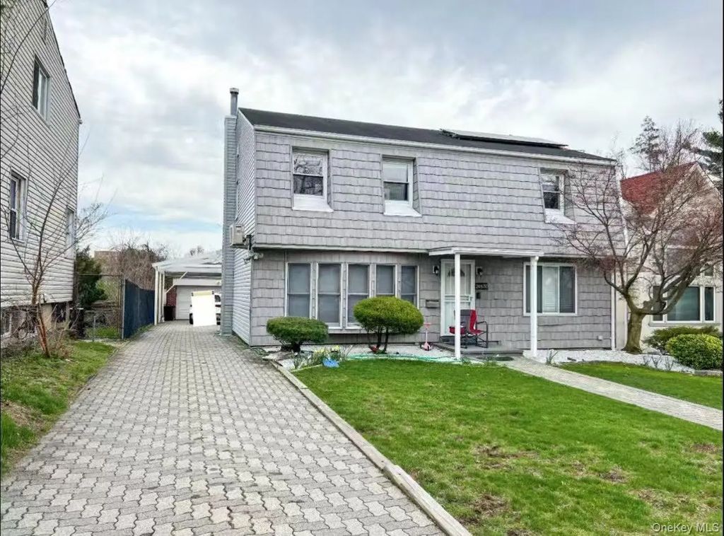 248-50 54th Avenue, Little Neck