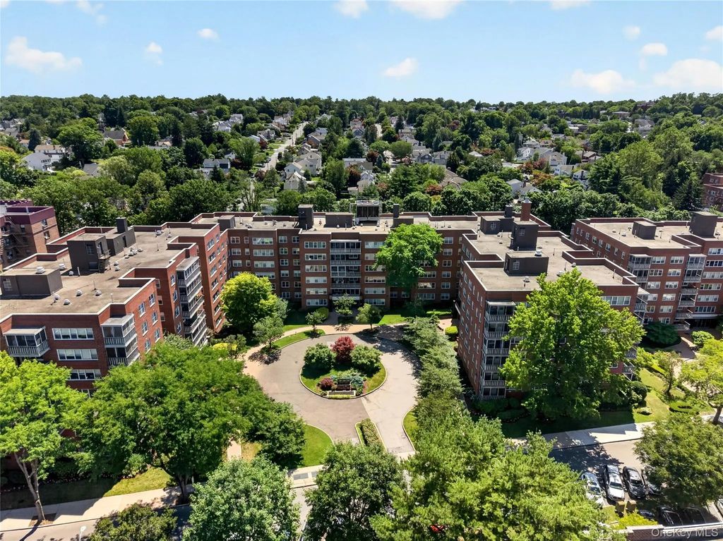 240 Garth Road # 4h2, Scarsdale