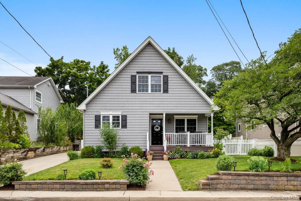 5 Glenmore Avenue, Glenwood Landing