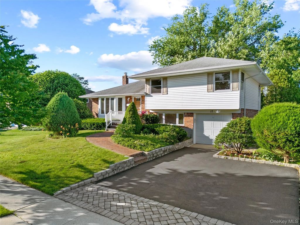 17 Wren Drive, Woodbury