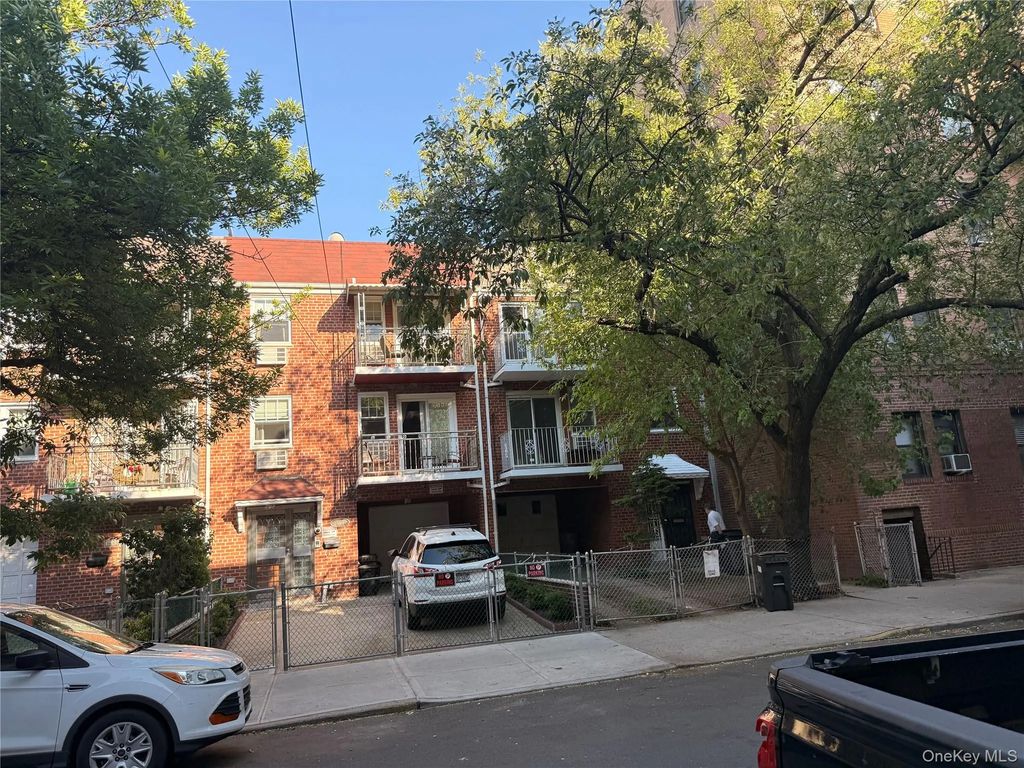 34-09 30th Street, Astoria