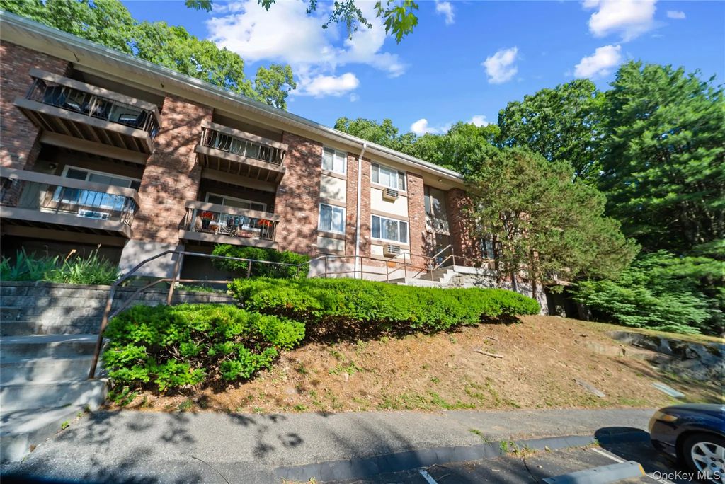 8 North James Street # I, Peekskill