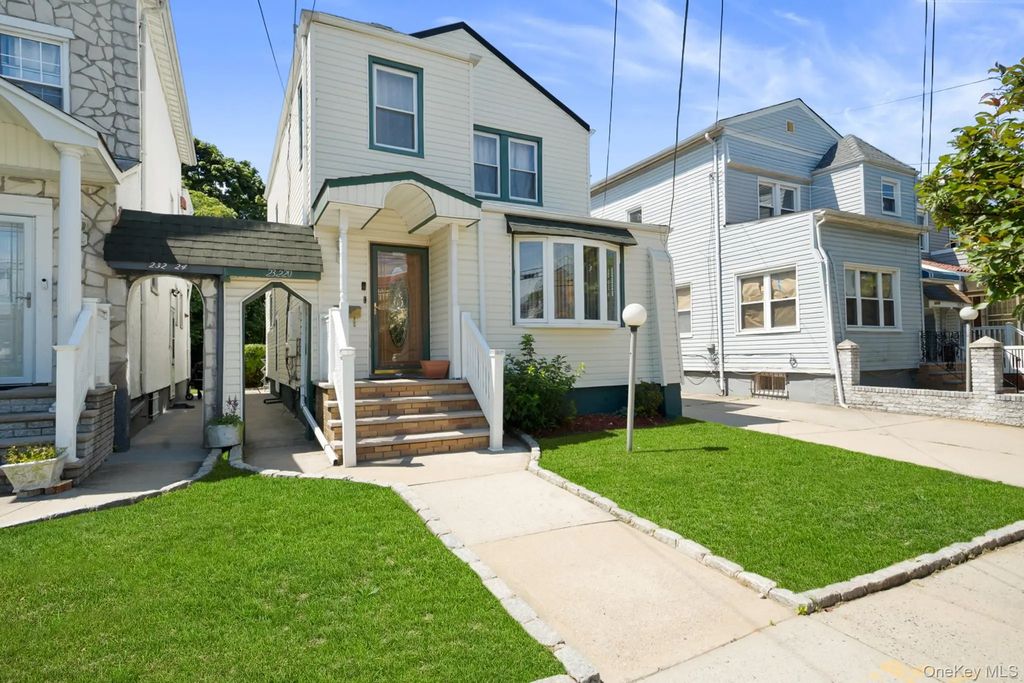 23220 Mentone Avenue, Laurelton