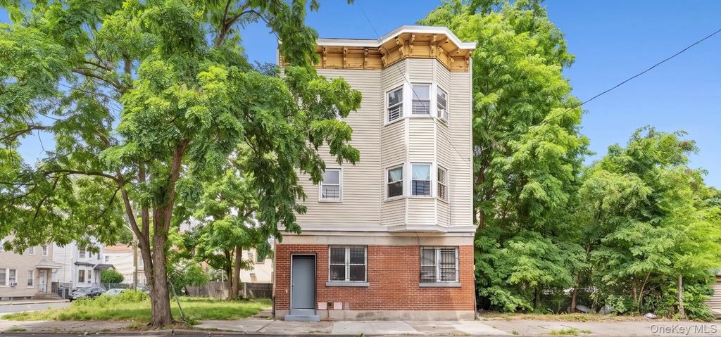 113 Herriot Street, Yonkers