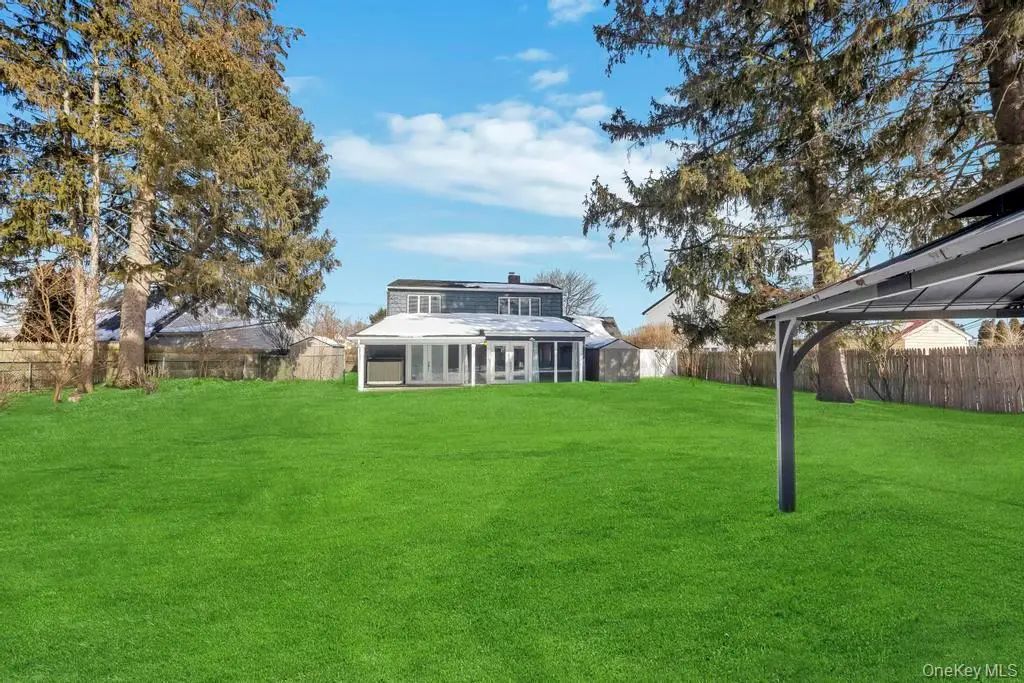 119 Scooter Lane, Hicksville