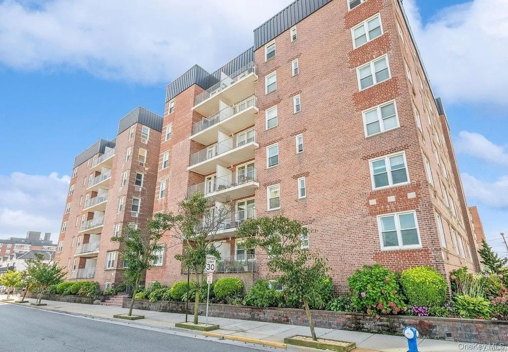 210 E Broadway # 6l, Long Beach