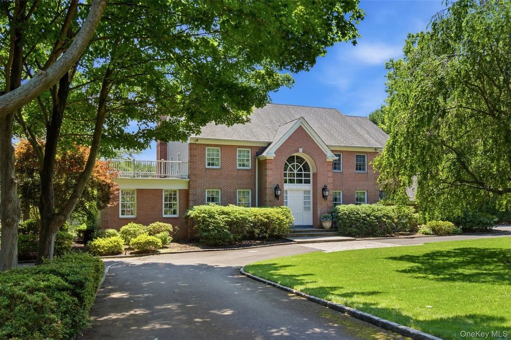 61 Linden Lane, Upper Brookville