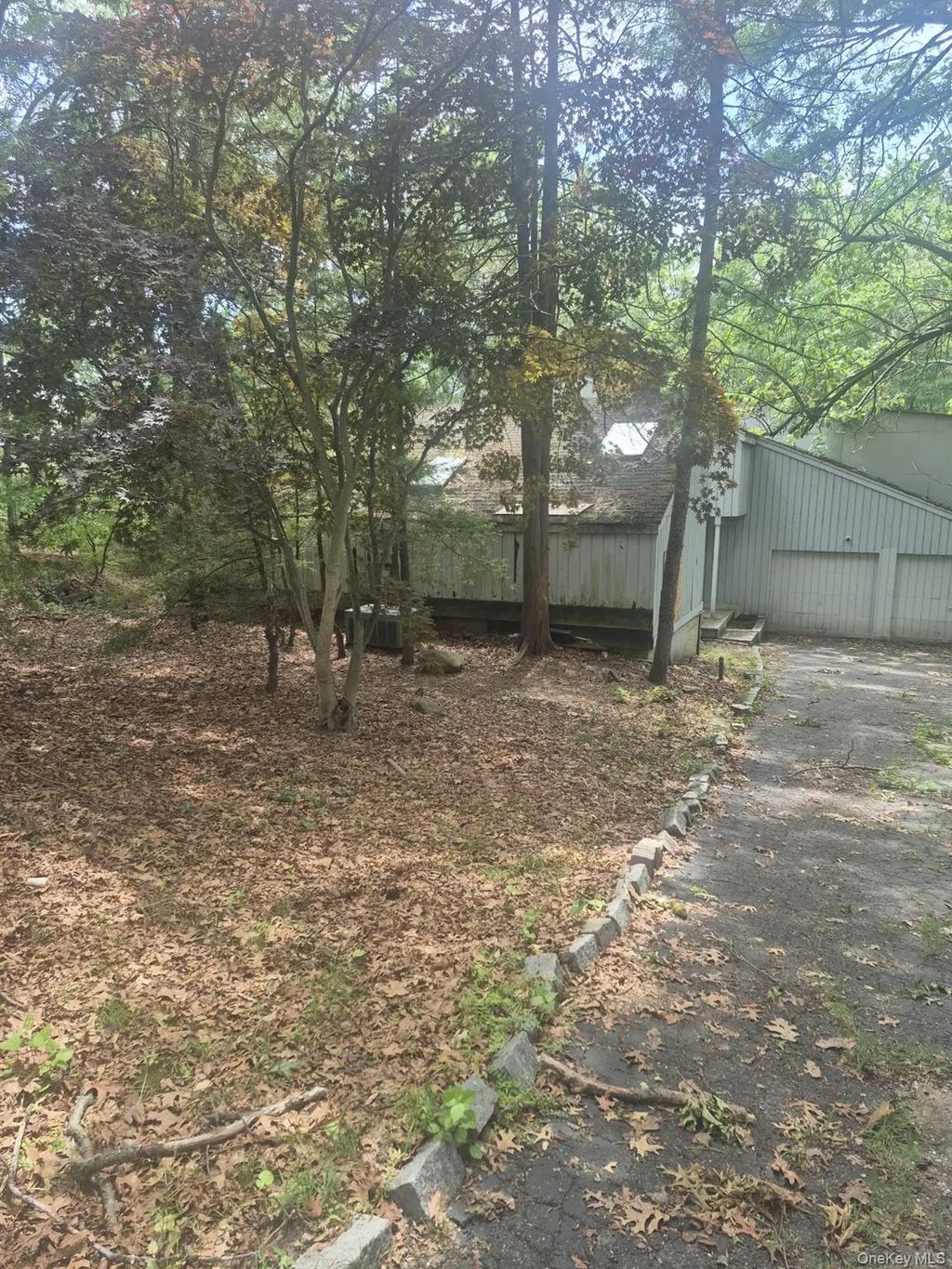 24 Yardley Drive, Dix Hills