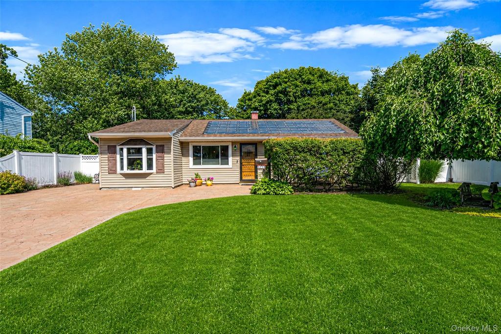 1053 Ocean Avenue, Bay Shore