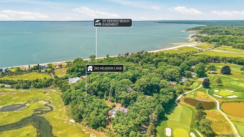 240 Meadow Lane, Cutchogue