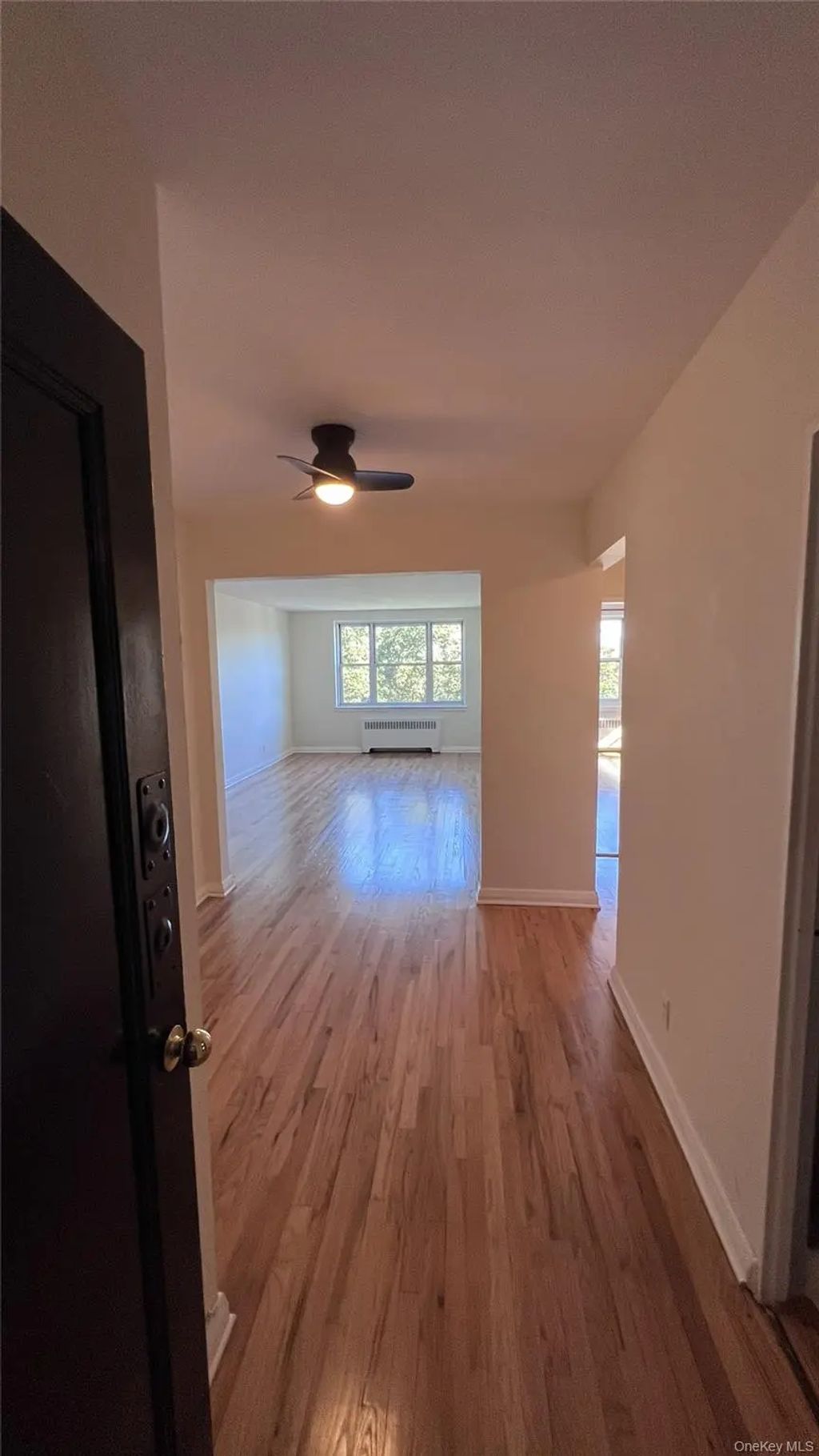290 Collins Avenue # 8e, Fleetwood