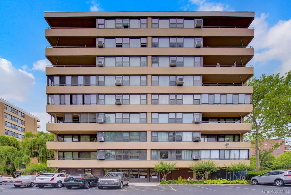 166-10 Powells Cove Boulevard # 2c, Whitestone