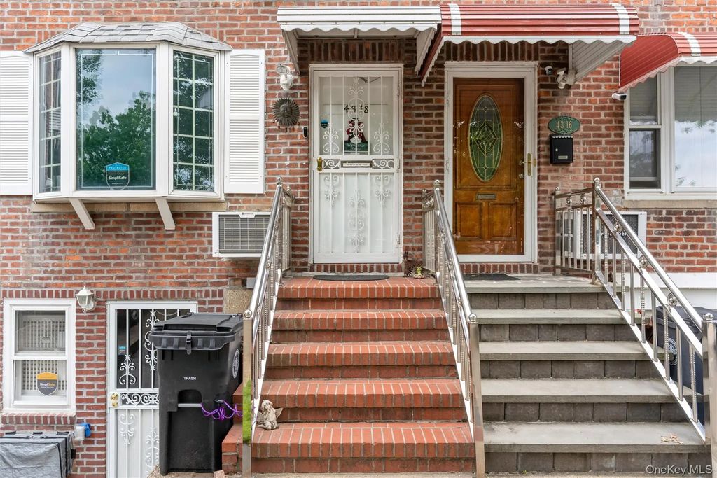 4318 195th Street, Flushing