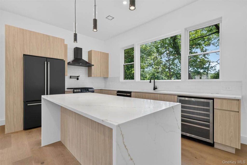 117 Orchard Street, Walden