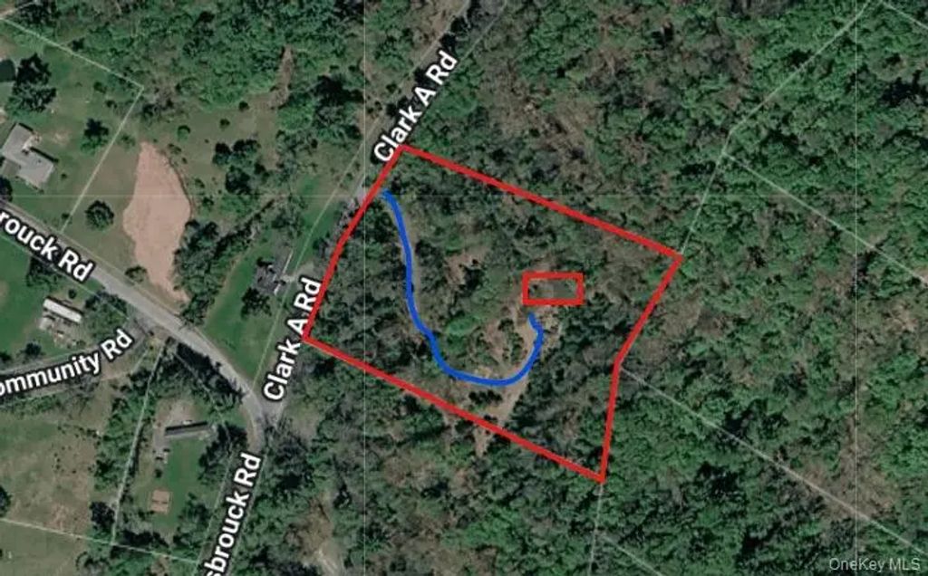 96 Hasbrouck Road, Woodbourne