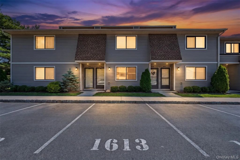 100 Daly # 1613, Oceanside