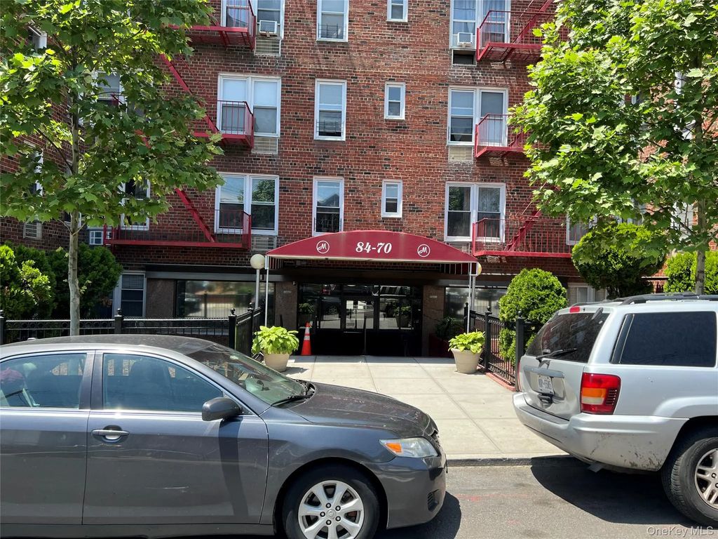 84-70 129th Street # 5b, Kew Gardens