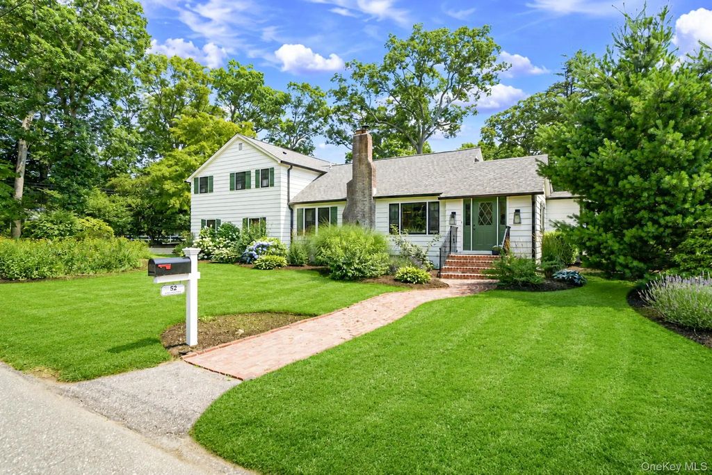 52 Albermarle Avenue, Huntington Station