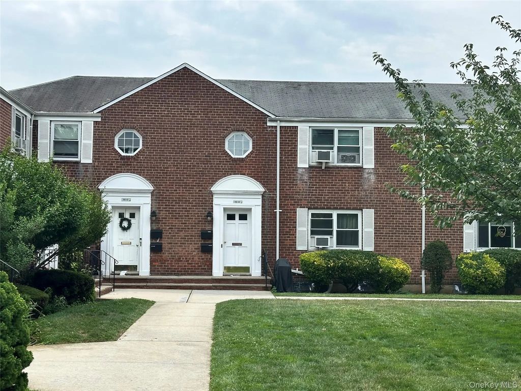 260-40 Langston Avenue # A, Glen Oaks
