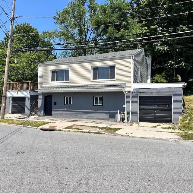 152 Smith Street # 2, Poughkeepsie