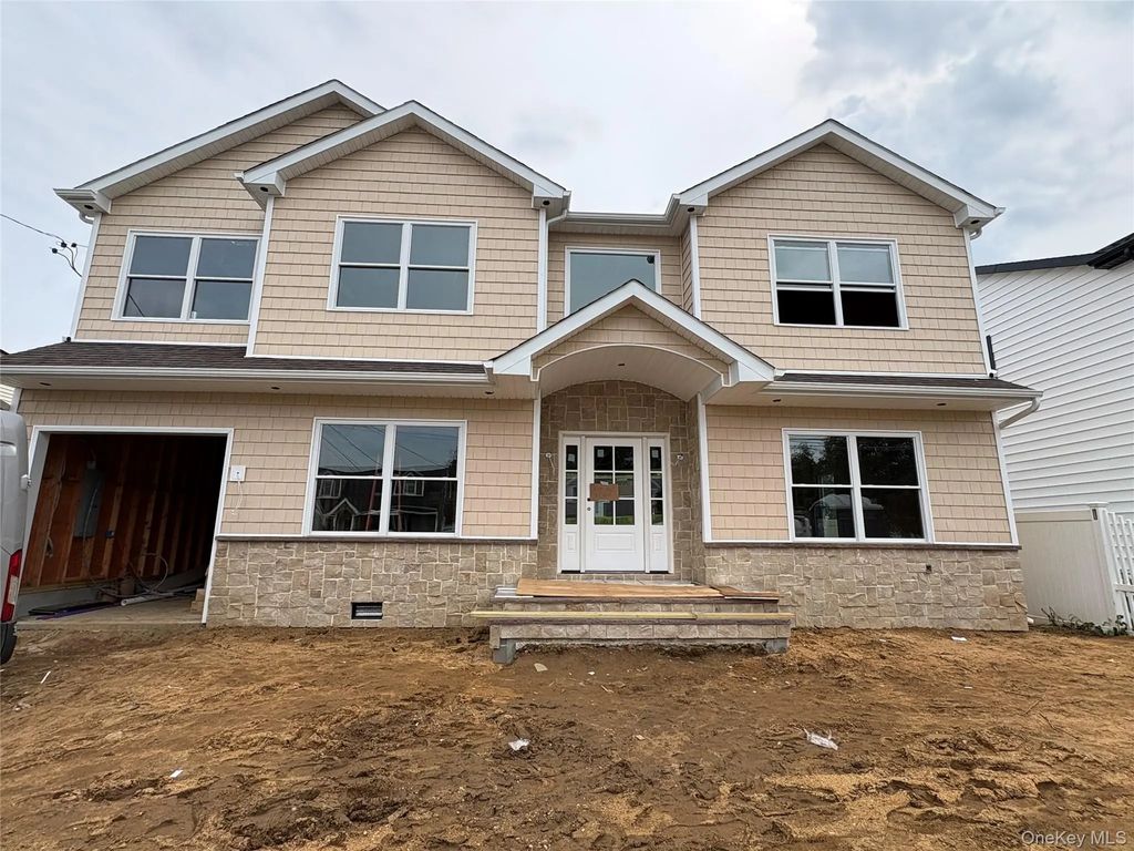 1837 Dogwood Lane, Seaford