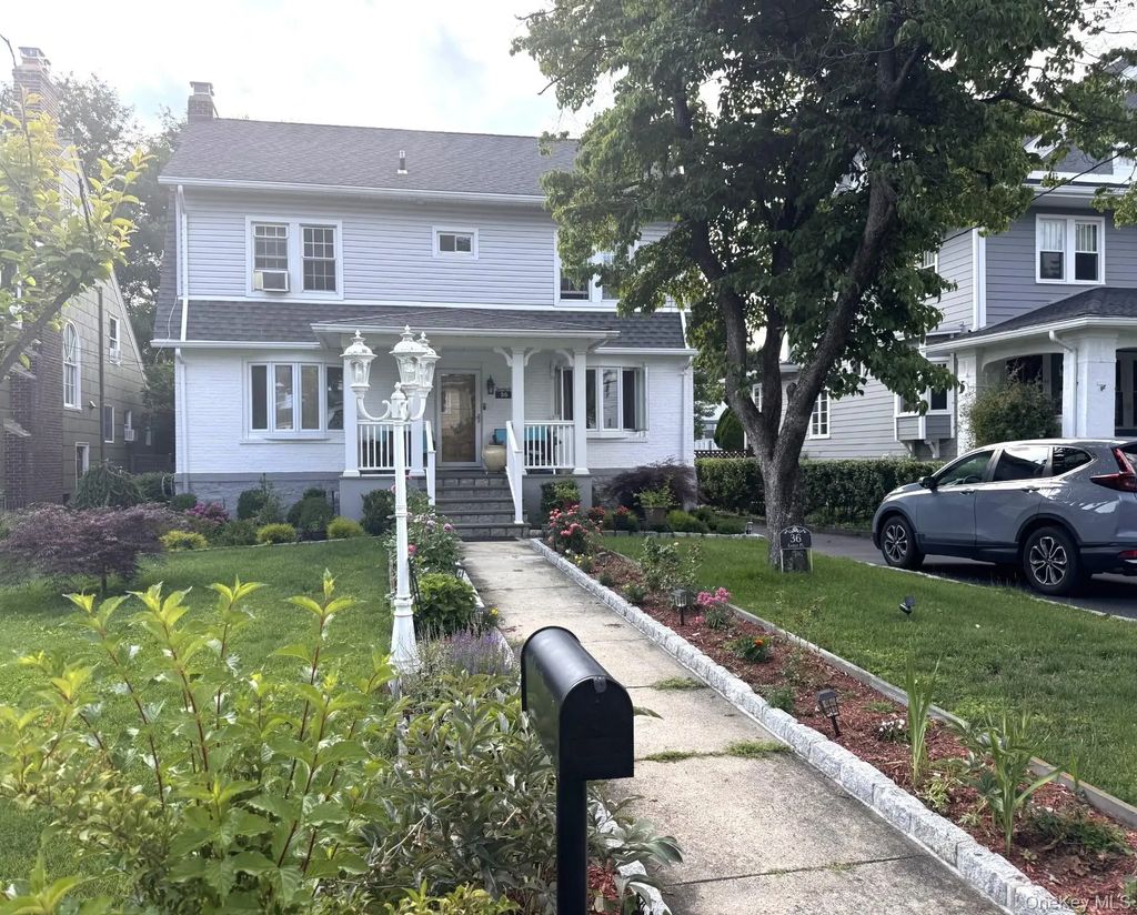 36 Earle Place, New Rochelle