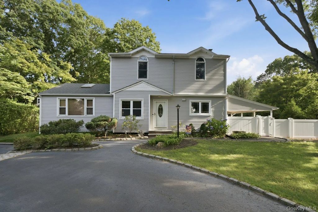 830 Terry Road, Hauppauge