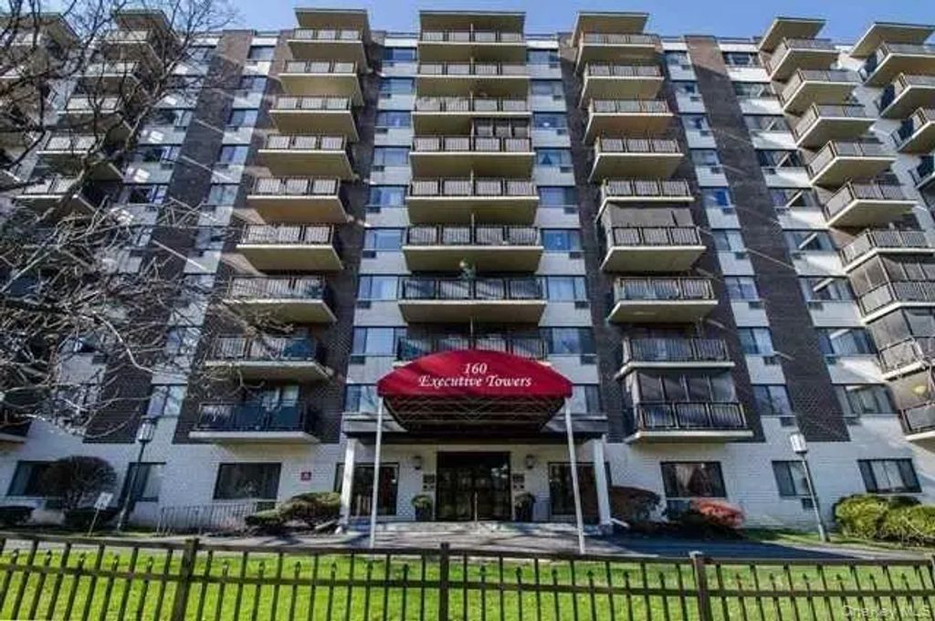 160 Academy Street # 3n, Poughkeepsie