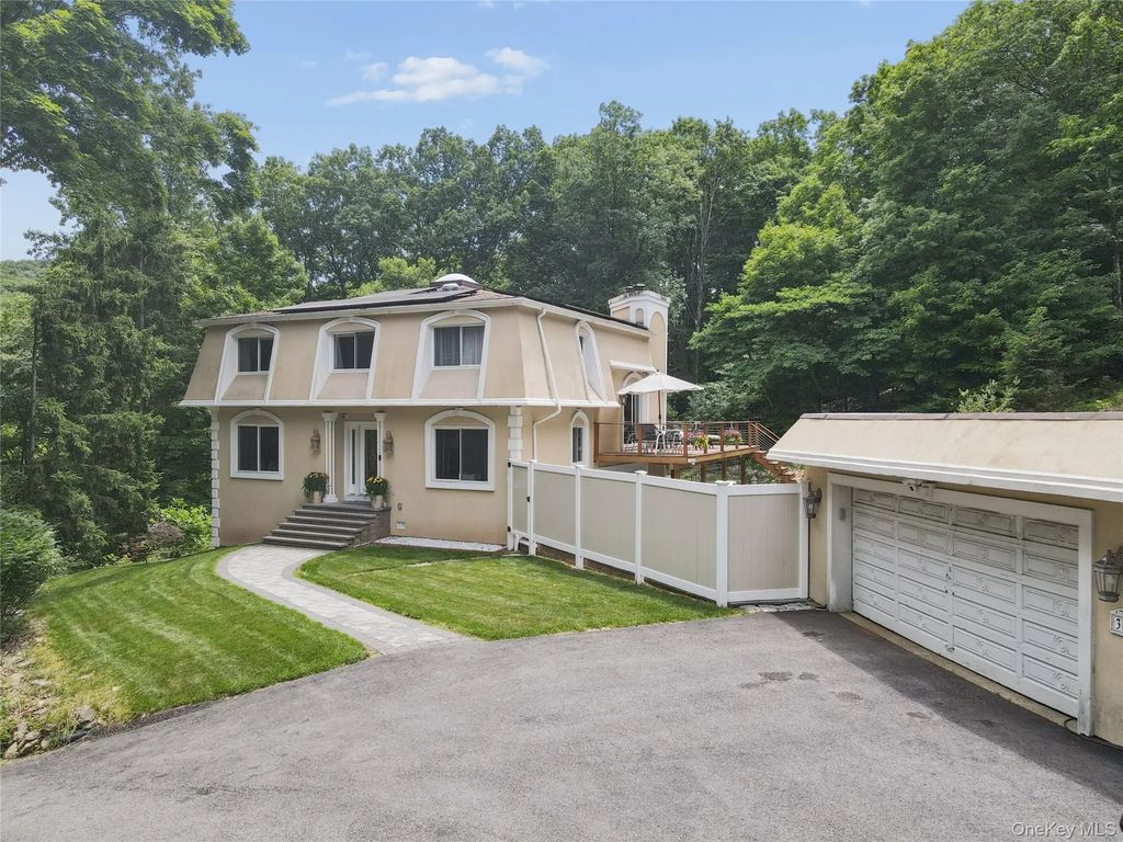 341 Call Hollow Road, Stony Point