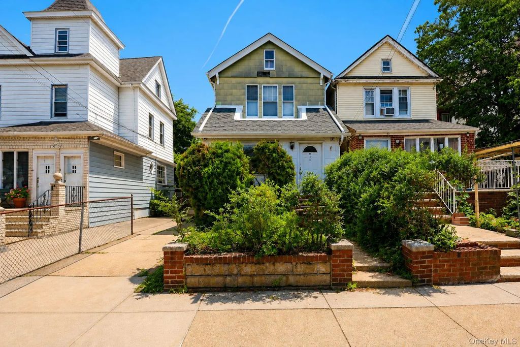 91-20 87 Street, Woodhaven