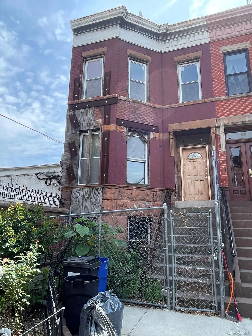 18 Agate Court, Brooklyn