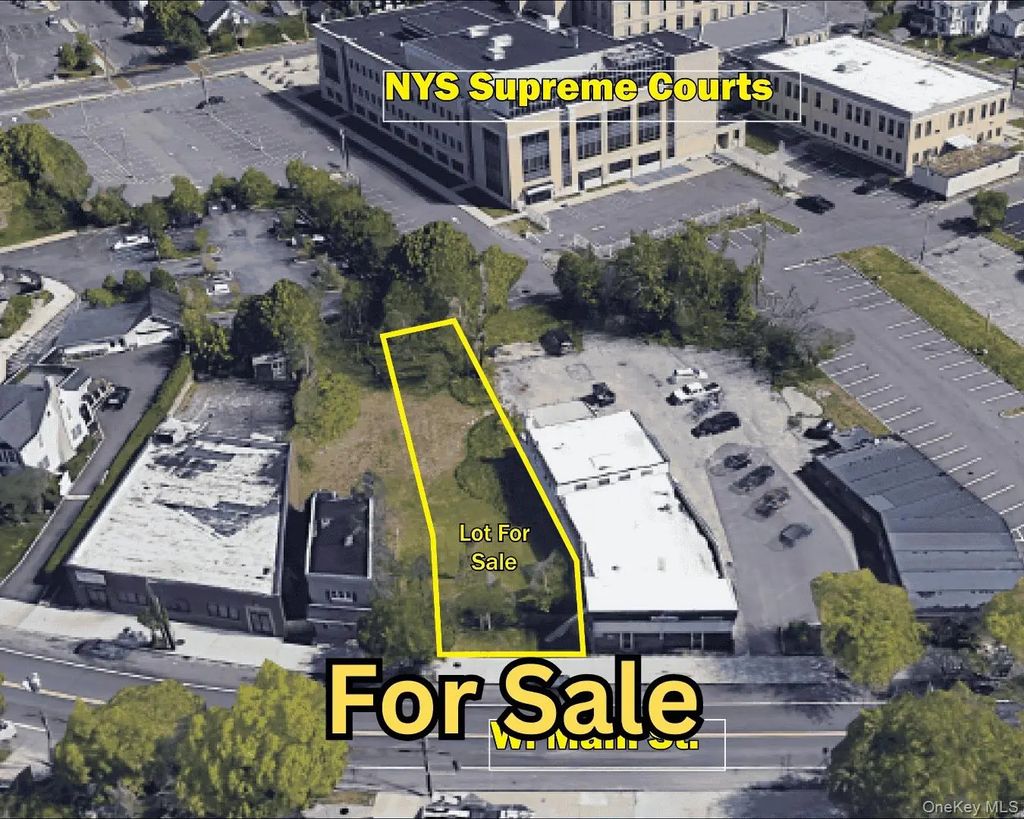 226 W Main Street, Riverhead