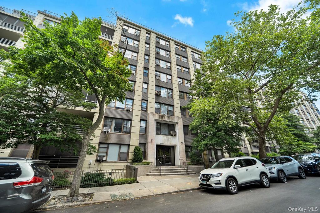 98-25 64th Road # 2b, Rego Park