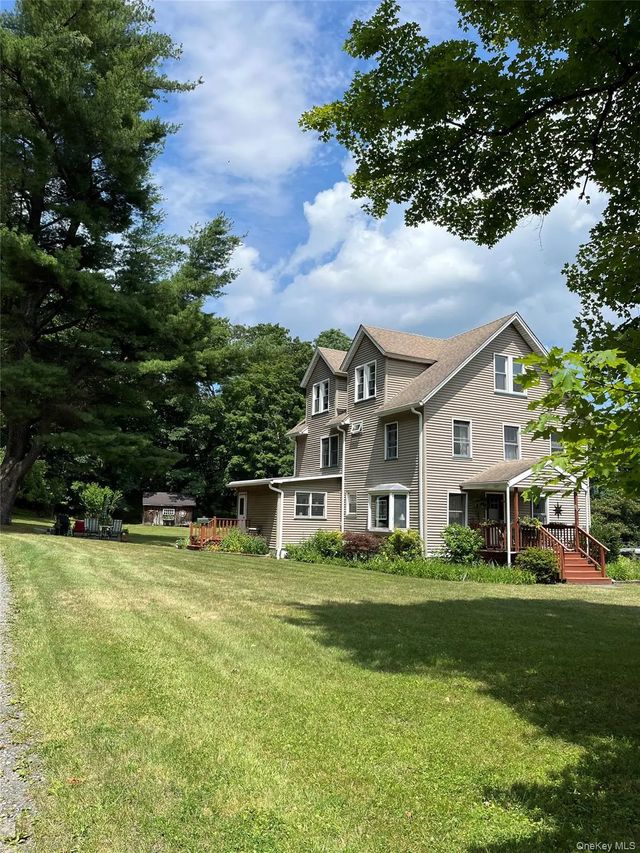 17 Spring Street, Ellenville