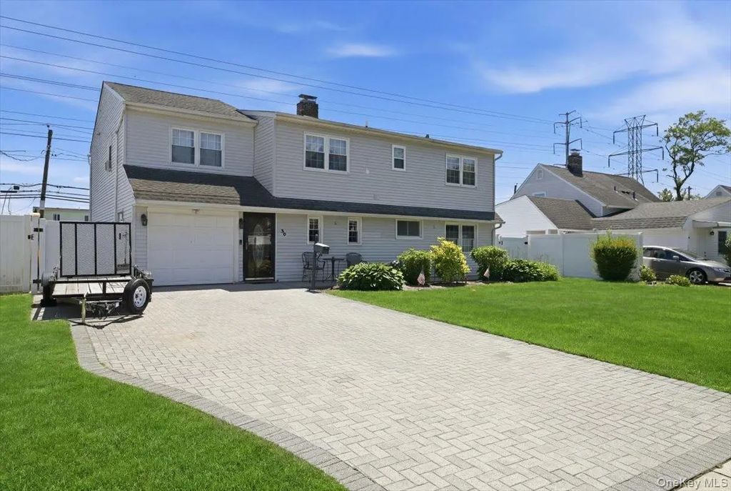 30 Universe Drive, Levittown