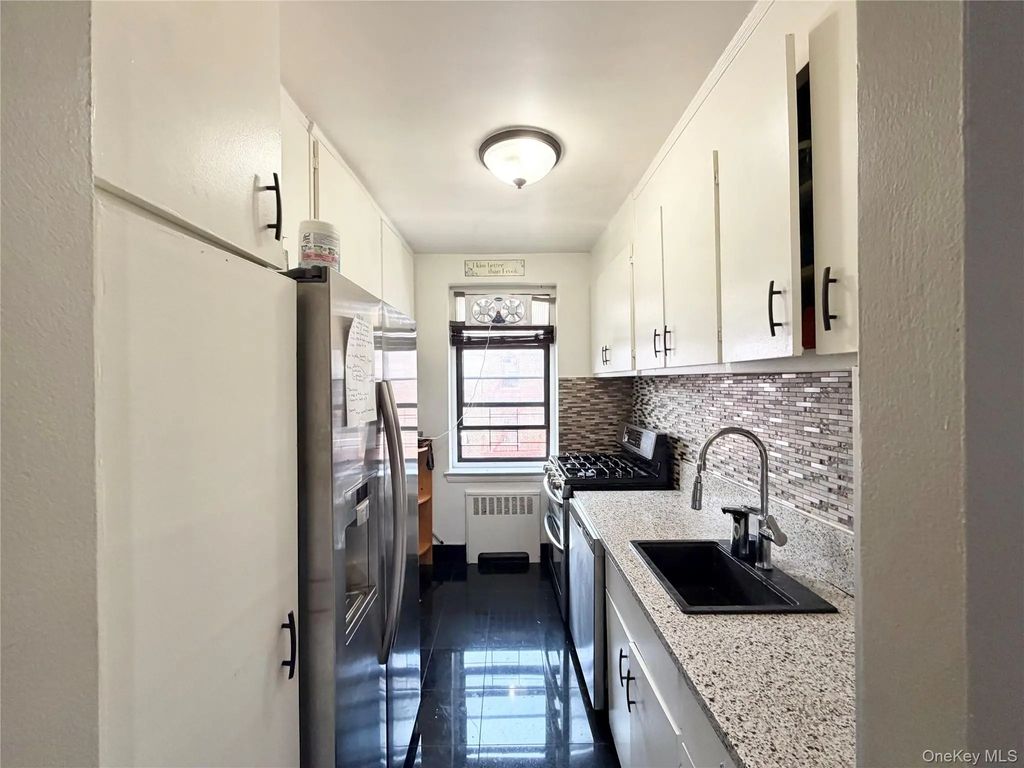 32-42 89th Street # C605, East Elmhurst