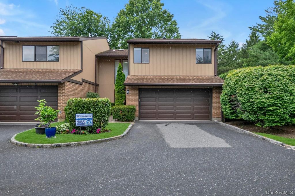49 Wimbledon Drive, Roslyn